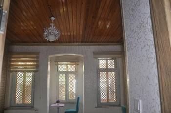 Begonia Hotel