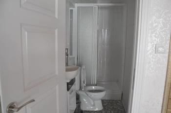 Begonia Hotel